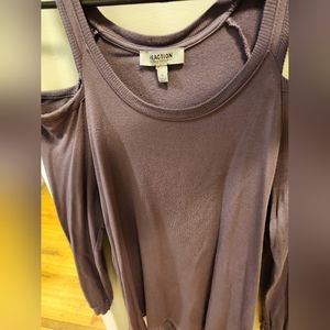 Kenneth Cole reaction cold shoulder  top